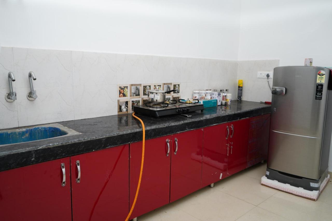 Roop Niwas Bed and Breakfast Amritsar Buitenkant foto