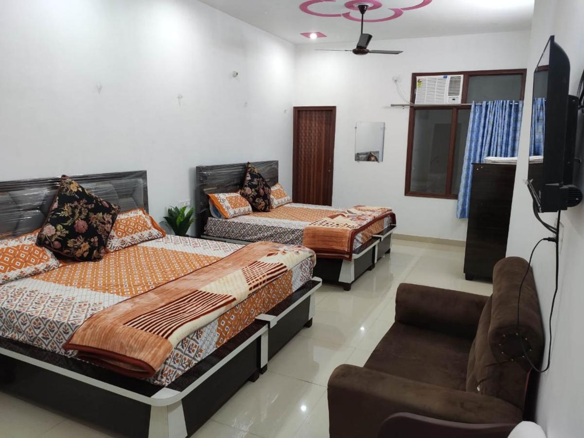 Roop Niwas Bed and Breakfast Amritsar Buitenkant foto