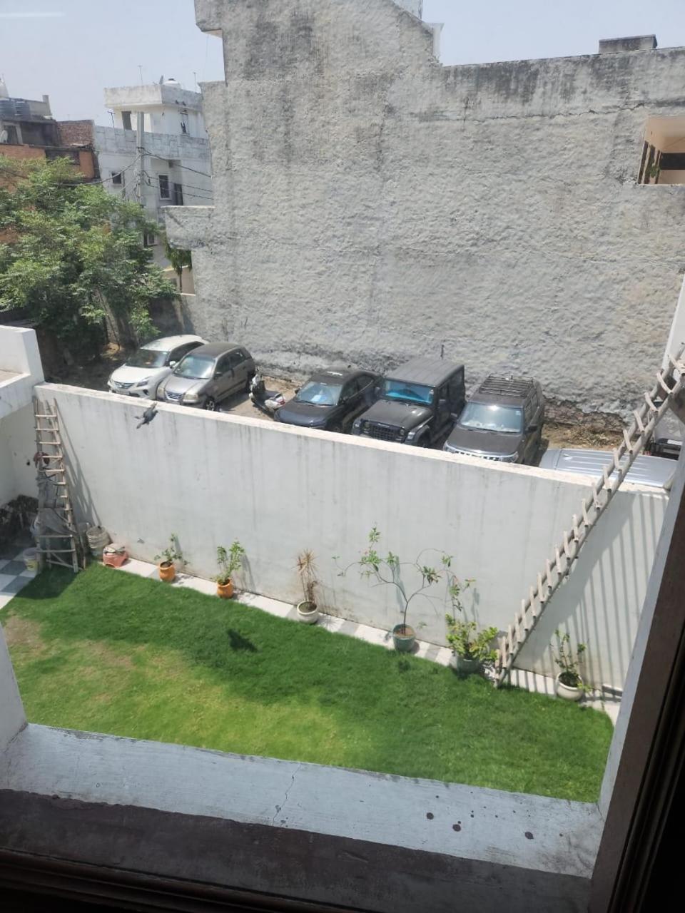 Roop Niwas Bed and Breakfast Amritsar Buitenkant foto